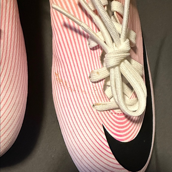 Nike Metcurial Gradient Soccer Cleats - Picture 3 of 8